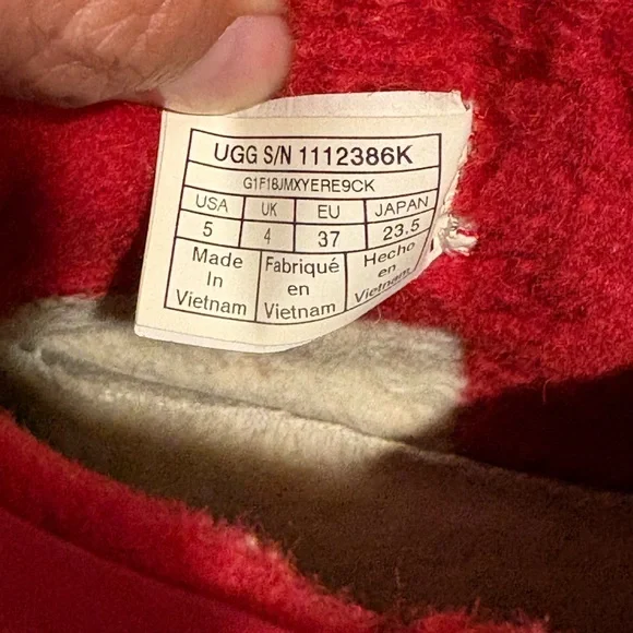 UGG Big Kids Classic Clear Mini II Rain Boot Samba Red Big Kid Size 5/Women 6.5 - Picture 9 of 9